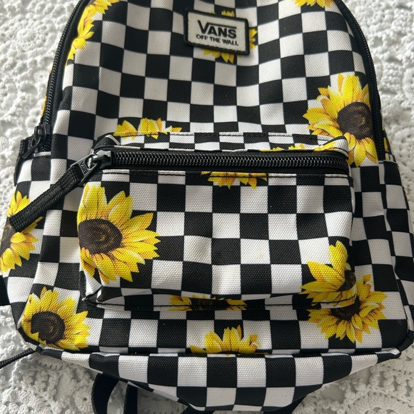Vans mini backpack like new - Picture 2 of 5